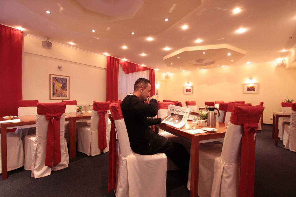 Ib Hotel Am Wallgraben สตุตการ์ต ภายนอก รูปภาพ