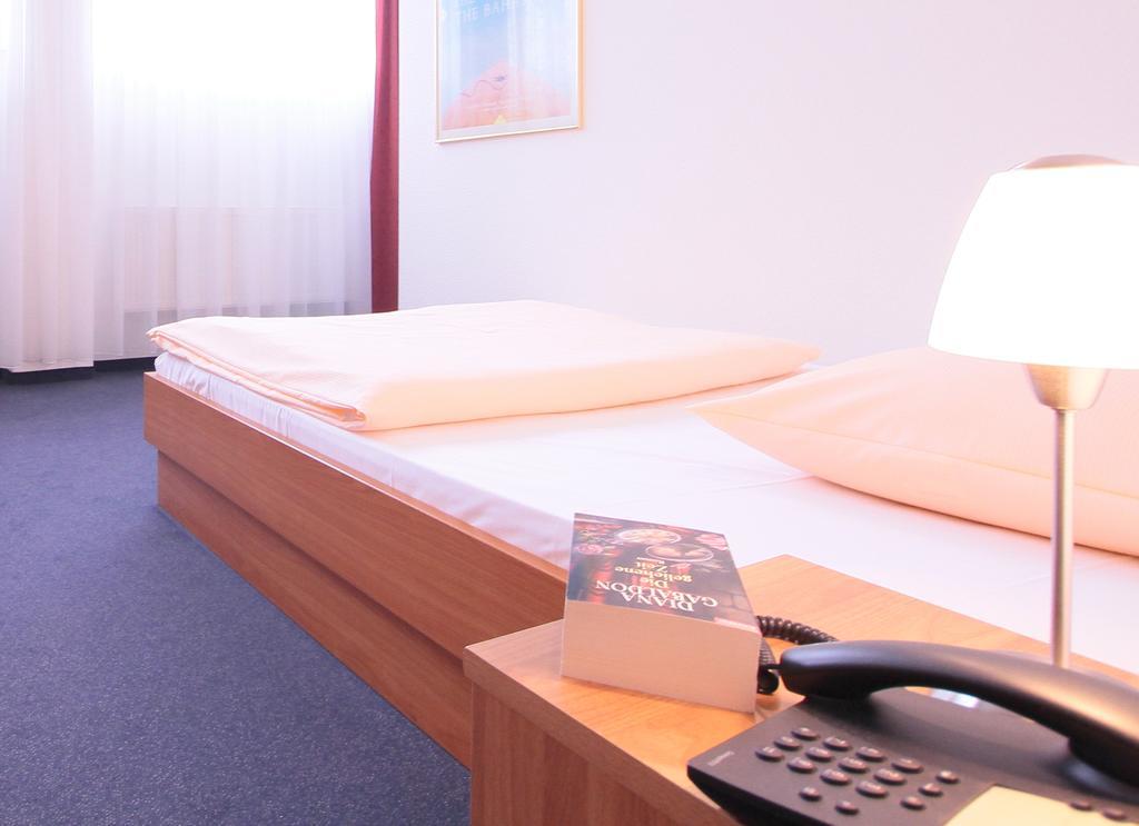Ib Hotel Am Wallgraben สตุตการ์ต ภายนอก รูปภาพ